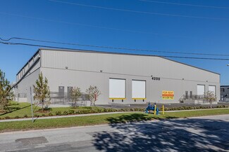 Plus de détails pour 4200 31st St N, Saint Petersburg, FL - Industriel/Logistique à louer