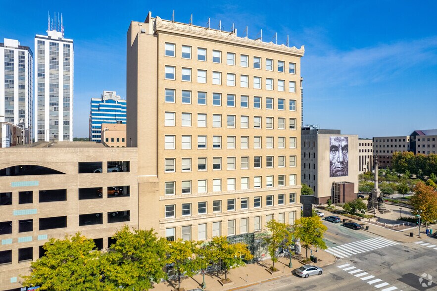 101 SW Adams St, Peoria, IL à louer - Photo de l’immeuble – Image 3 sur 6