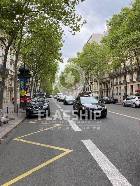 Plus de détails pour Local commercial à louer