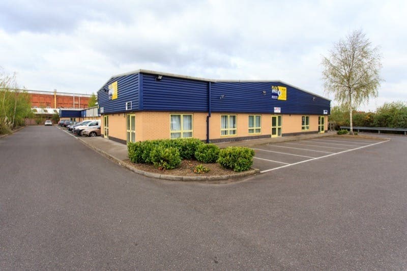 Jessop Clos, Newark à louer - Photo de l’immeuble – Image 1 sur 5