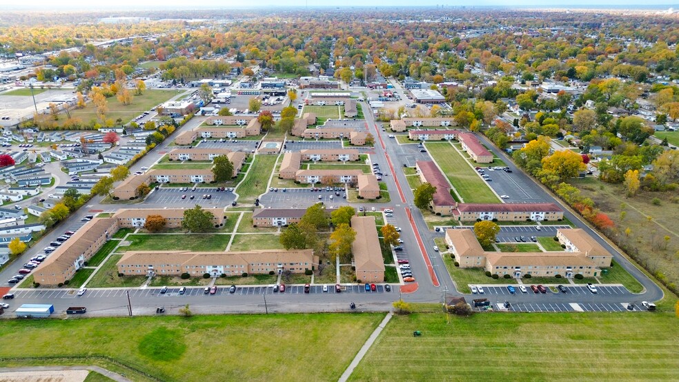 21516 Dequindre Rd, Warren, MI à vendre - Photo de l’immeuble – Image 2 sur 11