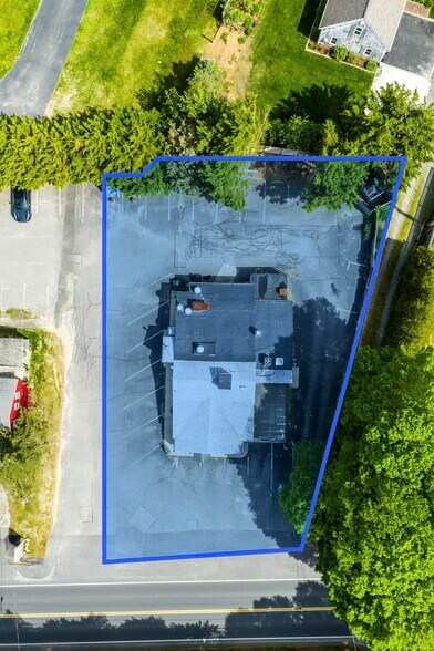 618 Craigville Beach Rd, Centerville, MA à vendre - Photo de l’immeuble – Image 3 sur 6