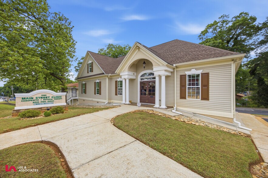 1380 E Cleveland Ave, Atlanta, GA à vendre - Photo de l’immeuble – Image 1 sur 12