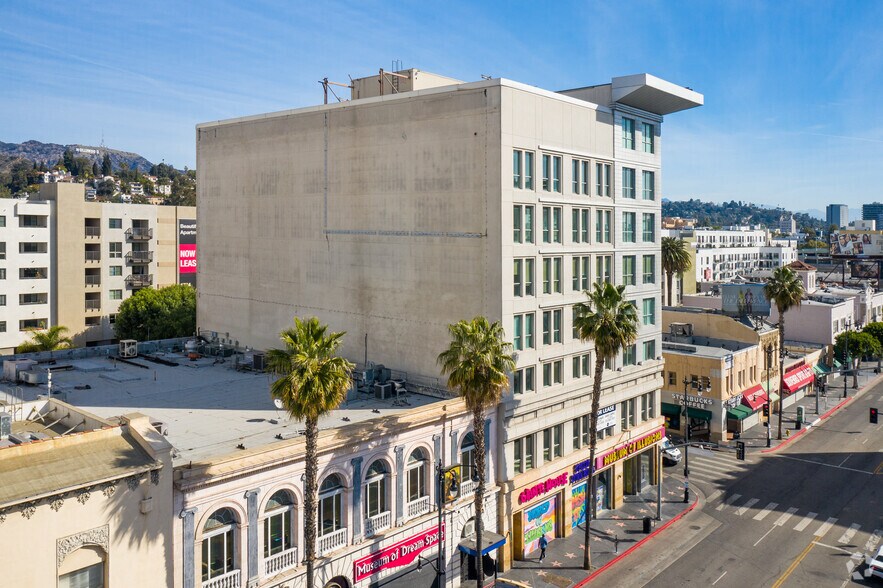 6751-6757 Hollywood Blvd, Los Angeles, CA à vendre - Photo de l’immeuble – Image 2 sur 9