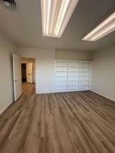 6210 Wilshire Blvd, Los Angeles, CA à louer Photo intérieure– Image 2 sur 2