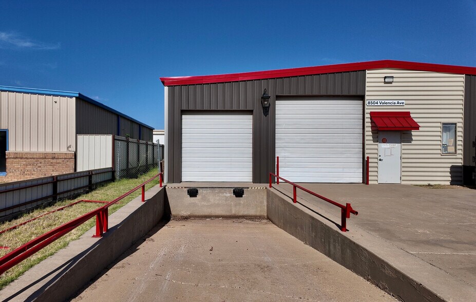 8504 Valencia Ave, Lubbock, TX à louer - Photo de l’immeuble – Image 2 sur 10