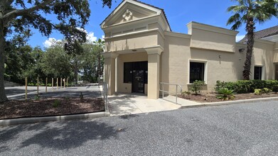 7323 Green Slope Dr, Zephyrhills, FL à louer Photo intérieure– Image 2 sur 59