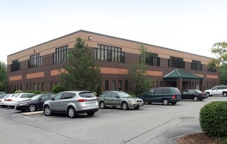 Plus de détails pour 6 Blackstone Valley Pl, Lincoln, RI - Bureau à vendre