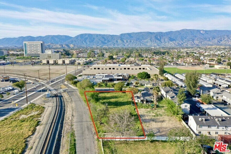 125 Julia St, San Bernardino, CA à vendre - Photo principale – Image 1 sur 7