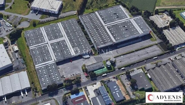 Plus de détails pour Industriel/Logistique à louer