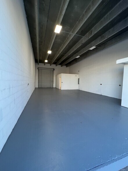 895 NE Dixie Hwy, Jensen Beach, FL à louer - Photo intérieure – Image 3 sur 27