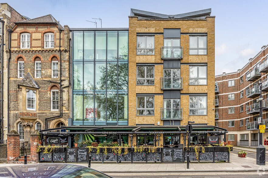 11 Hoxton Sq, Londres à vendre - Photo de l’immeuble – Image 1 sur 10