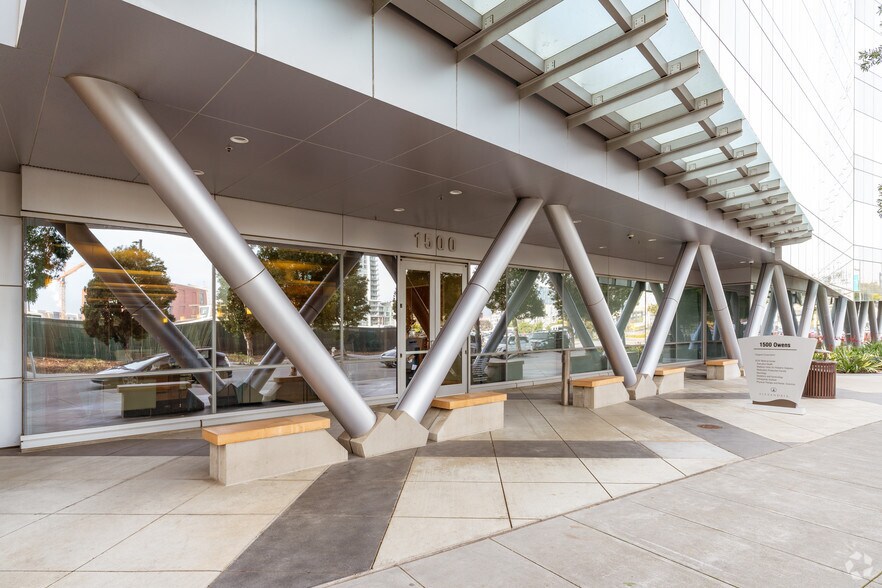 1500 Owens St, San Francisco, CA à louer - Photo de l’immeuble – Image 2 sur 4