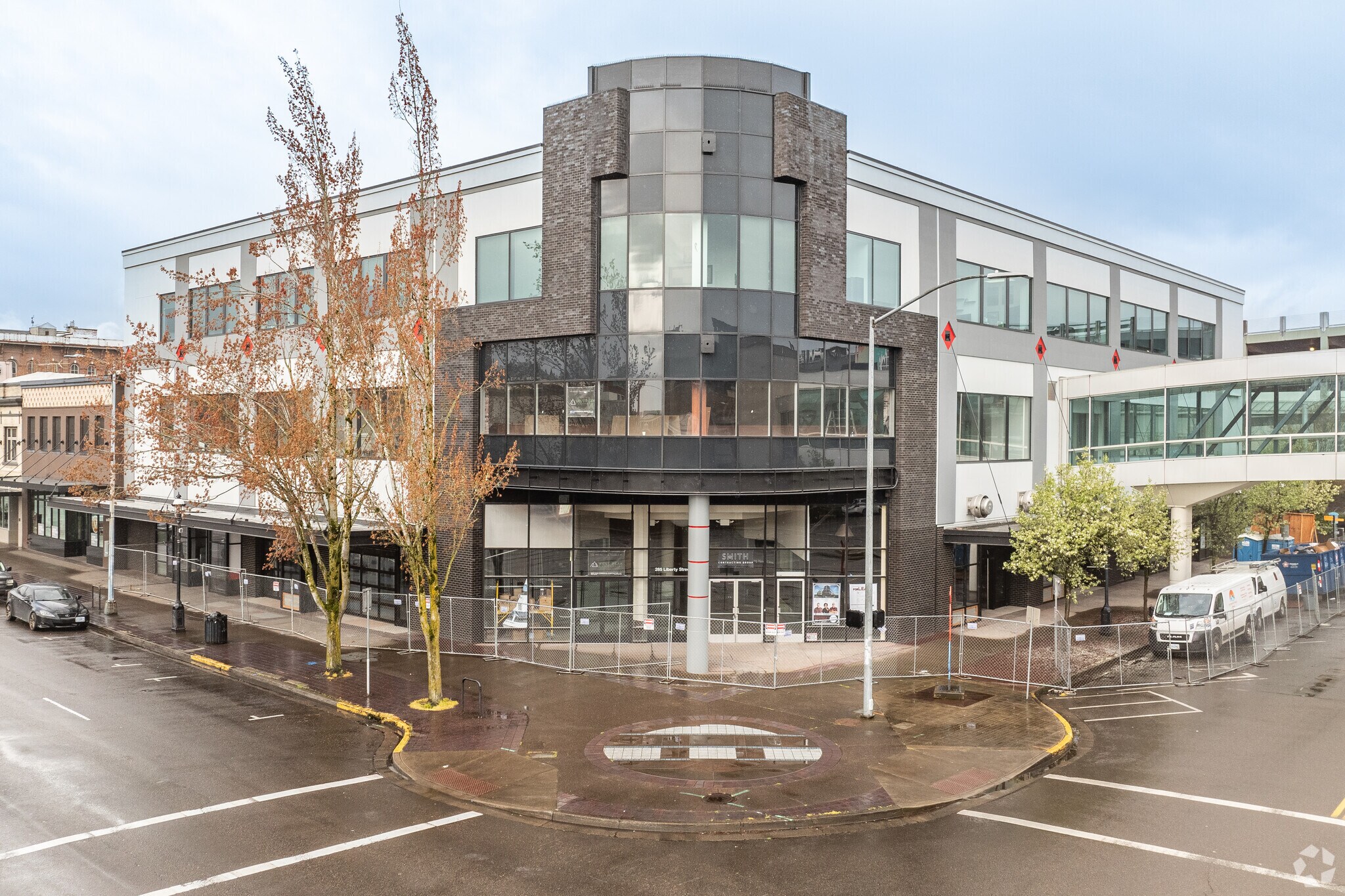285 Liberty St, Salem, OR à louer Photo principale– Image 1 sur 5