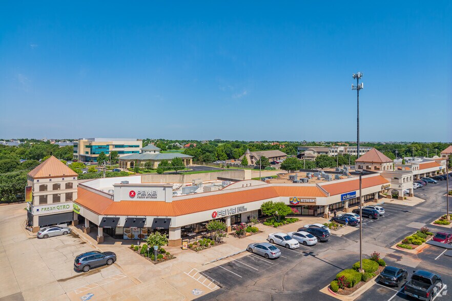 4401 W Memorial Rd, Oklahoma City, OK à vendre - Photo de l’immeuble – Image 3 sur 20