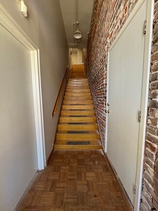 Plus de détails pour 117-121 N State St, Jackson, MS - Bureau à louer