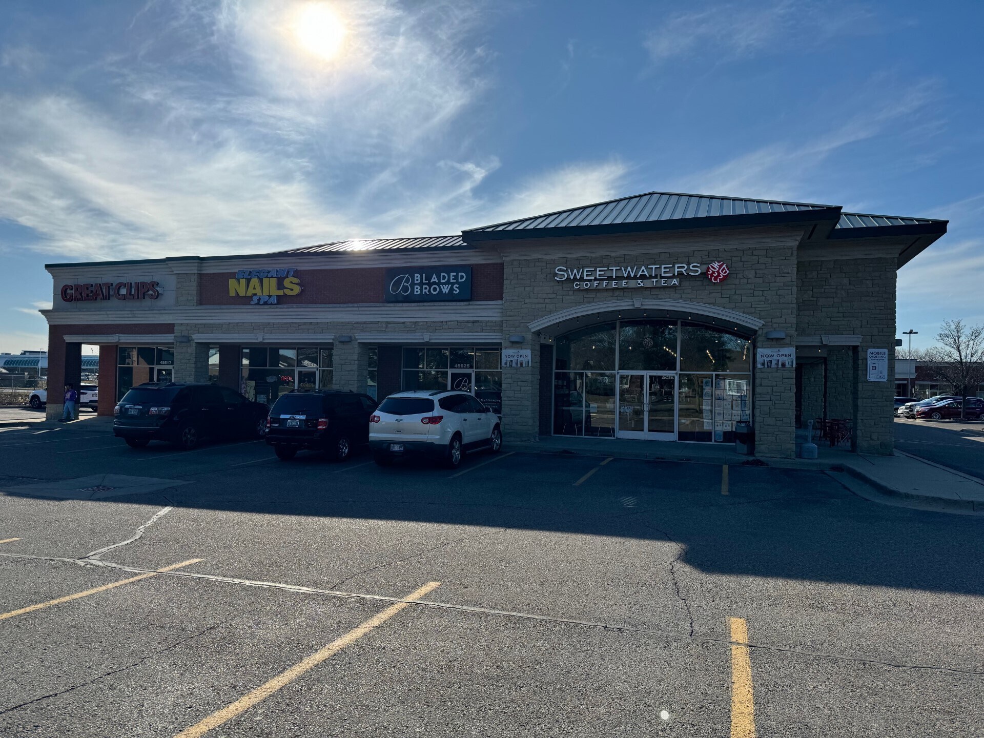 45617-45721 Hayes Rd, Shelby Township, MI à louer Photo de l’immeuble– Image 1 sur 4
