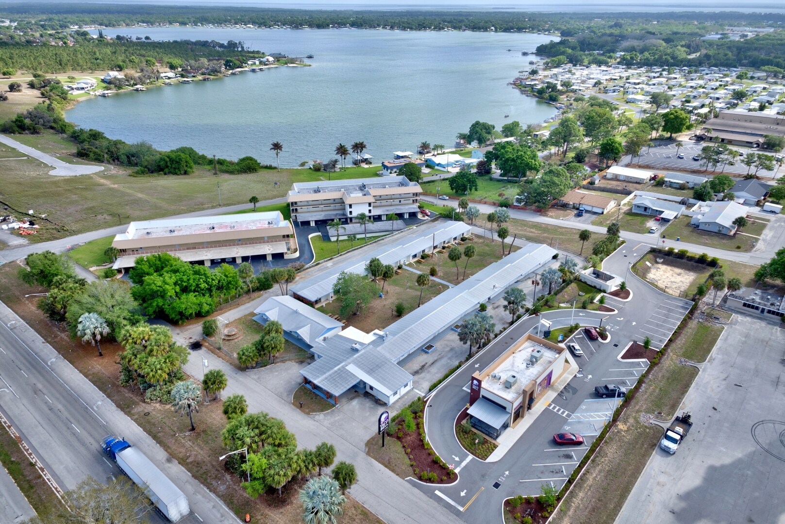 517 Us-27, Lake Placid, FL à vendre Photo principale– Image 1 sur 23
