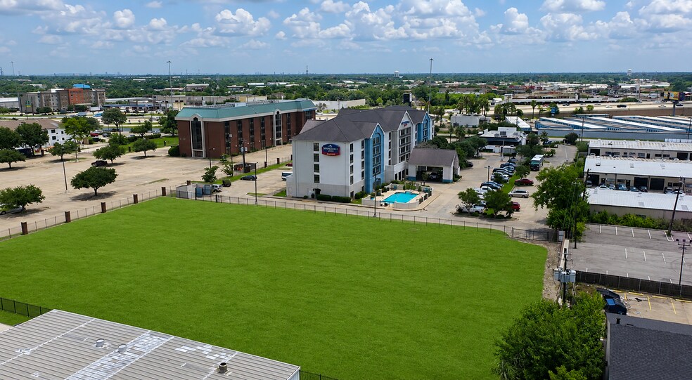 0 Mosley Road, Houston, TX à vendre - Aérien – Image 1 sur 9