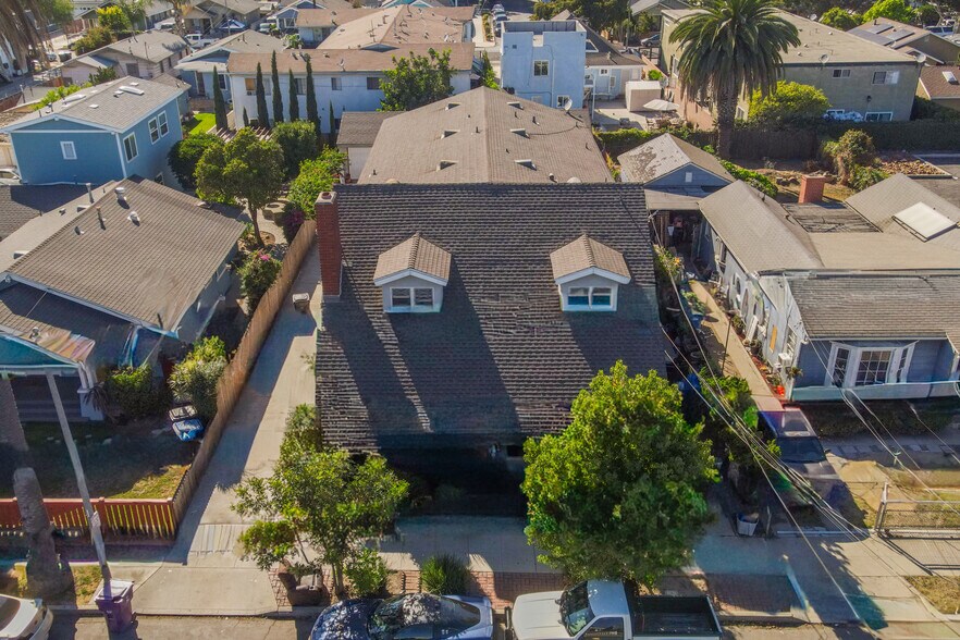 573 Nebraska Ave, Long Beach, CA à vendre - Photo de l’immeuble – Image 3 sur 17