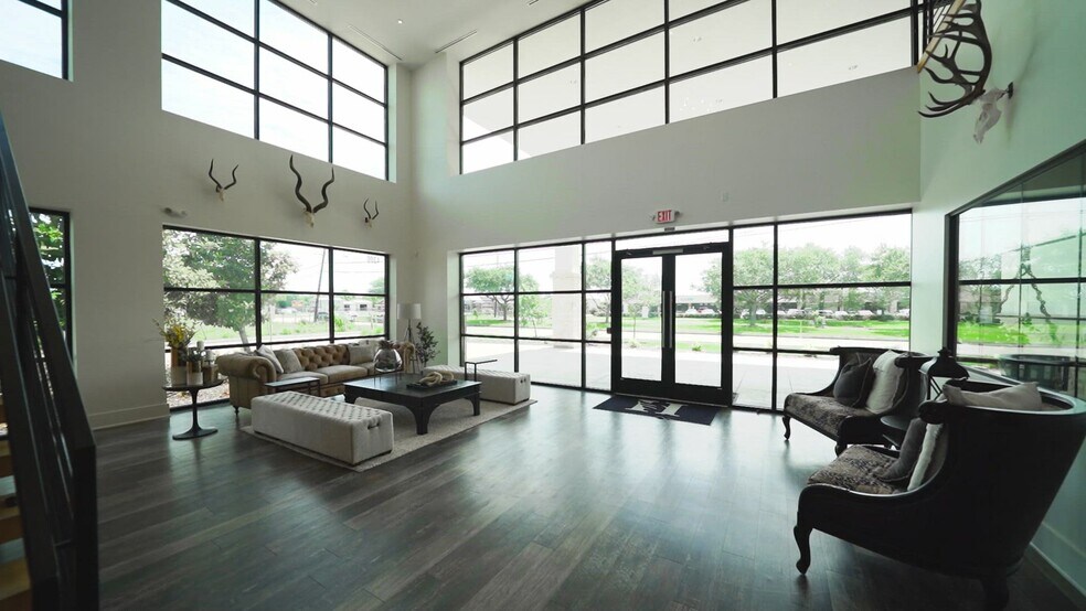 4300 FM 2351 Rd, Friendswood, TX à louer - Vidéo sur l’annonce professionnelle – Image 2 sur 94