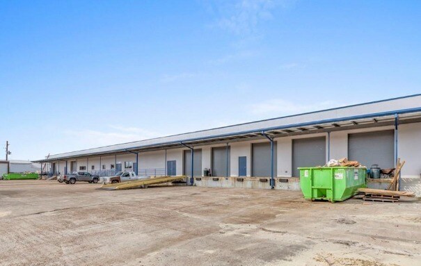 2925 Industrial Ave, Lake Charles, LA à vendre - Photo de l’immeuble – Image 2 sur 25