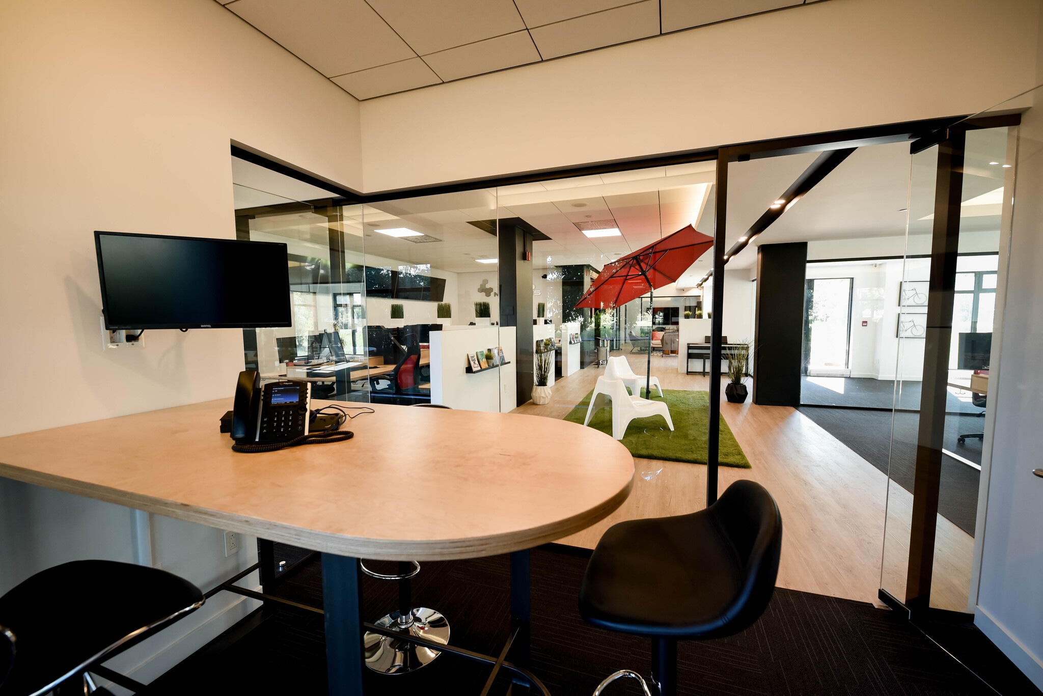 2727 Rue Saint-Patrick, Montréal, QC à louer Photo intérieure– Image 1 sur 1
