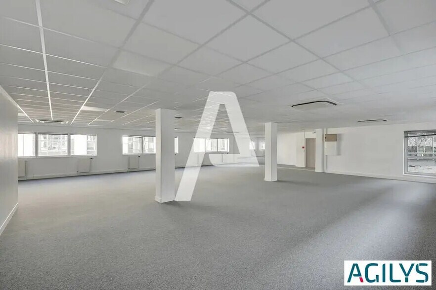 Bureau dans Massy à louer - Photo de l’immeuble – Image 2 sur 9