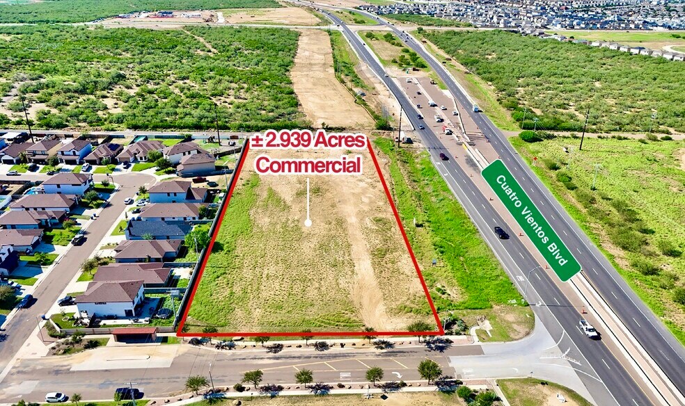 3301 Cuatro Vientos Blvd, Laredo, TX à vendre - Aérien – Image 2 sur 6