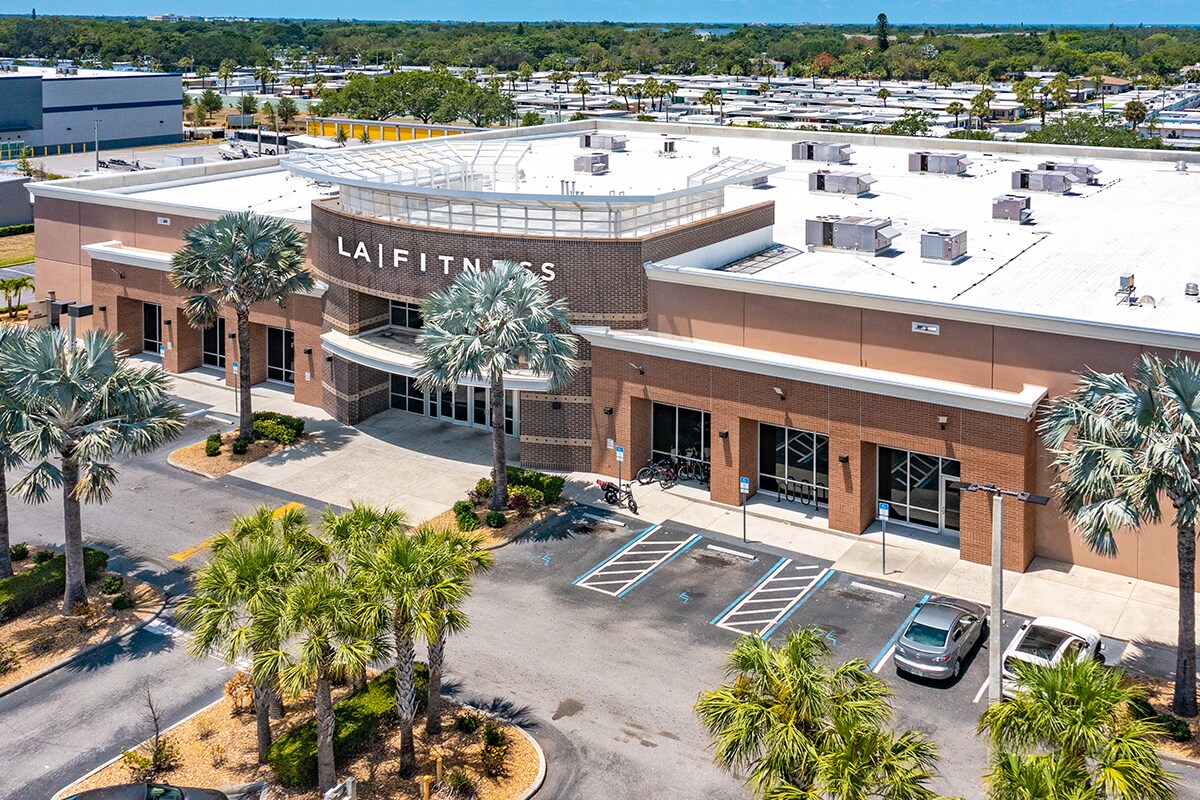 1229 Missouri Ave N, Largo, FL à vendre Photo principale– Image 1 sur 9