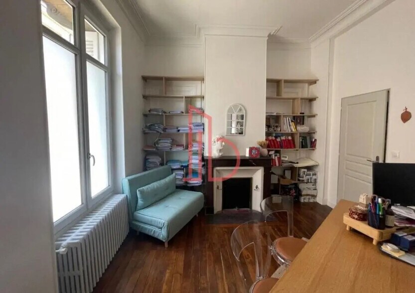Bureau dans Bordeaux à louer - Photo de l’immeuble – Image 2 sur 5