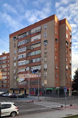 Plus de détails pour Calle Canarias, 6, Fuenlabrada - Local commercial à louer