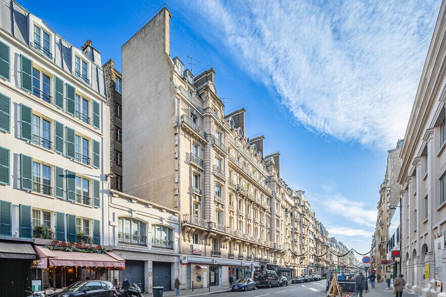 Rue De Courcelles, Paris à louer - Photo principale – Image 1 sur 11
