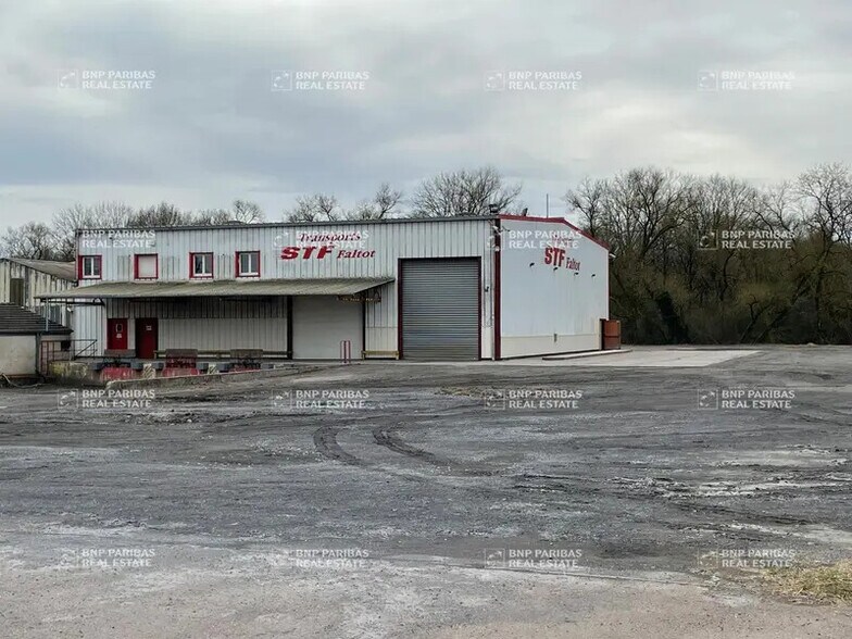 Industriel/Logistique dans Bertrange à vendre - Photo de l’immeuble – Image 3 sur 17