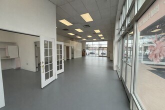 579-589 E Fort Union Blvd, Midvale, UT à louer Photo intérieure– Image 1 sur 5