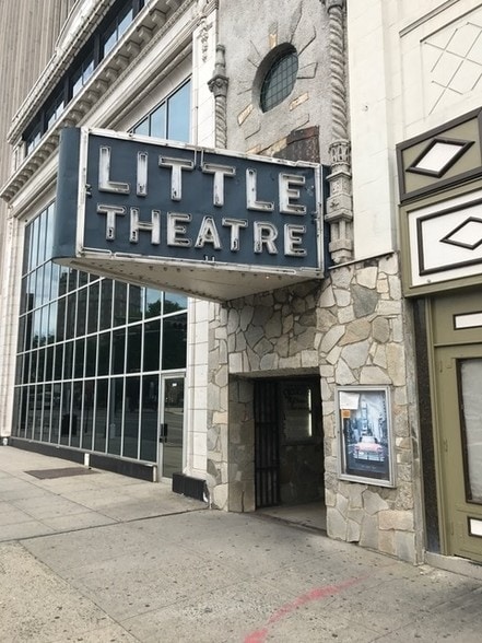 562-564 Broad St, Newark, NJ à louer - Photo de l’immeuble – Image 1 sur 3