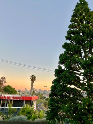 Plus de détails pour 1125 W Olive St, San Diego, CA - Bureau à vendre