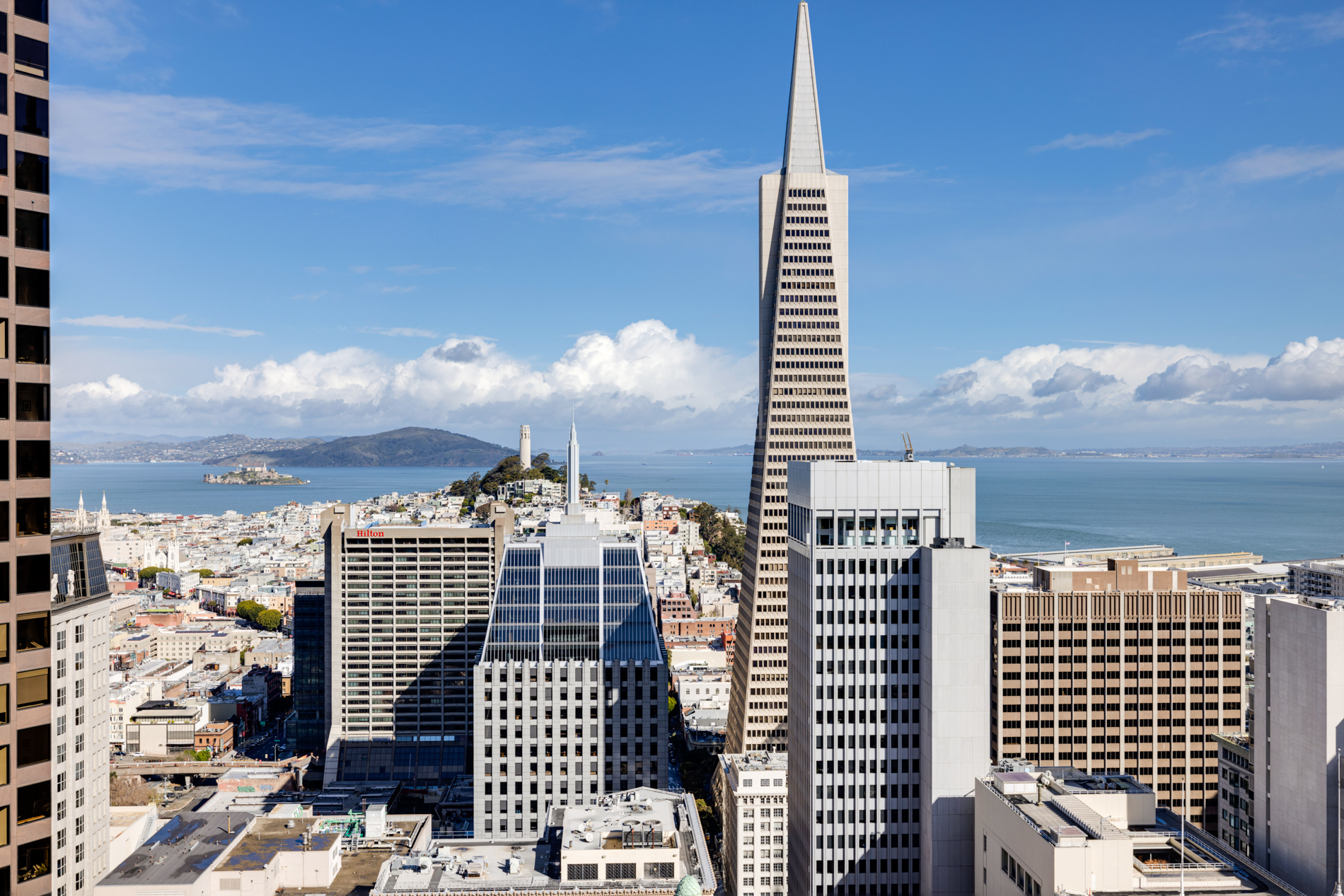 235 Montgomery St, San Francisco, CA à louer Photo intérieure– Image 1 sur 7