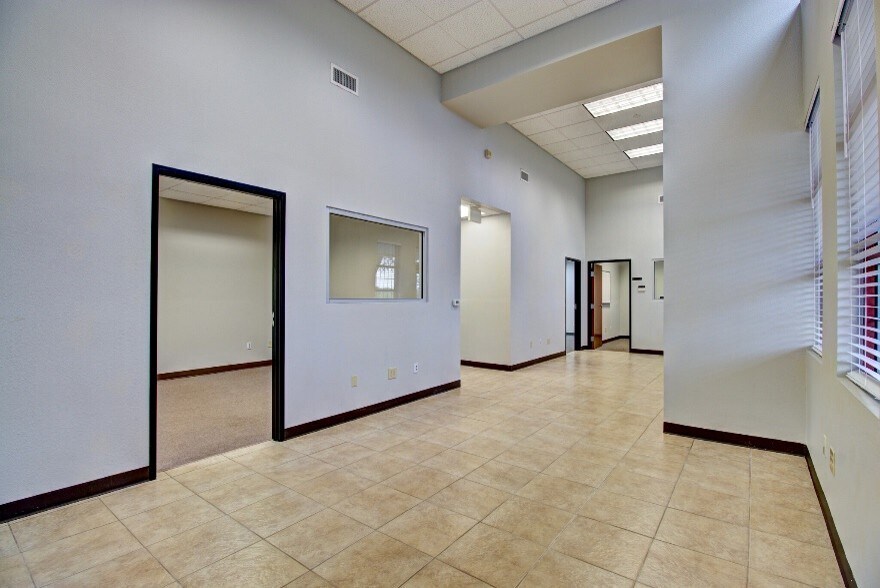 21232 Gathering Oak, San Antonio, TX à louer Photo intérieure– Image 1 sur 2