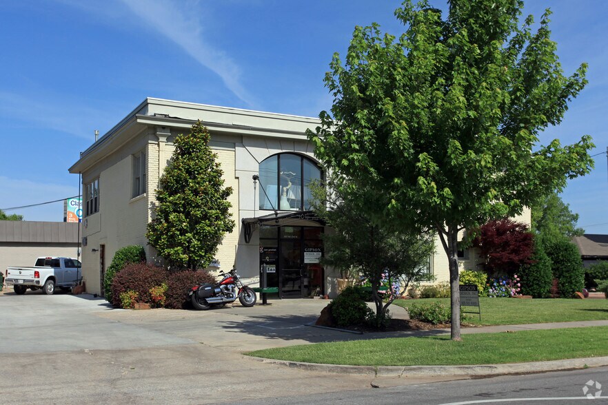 400 NW 23rd St, Oklahoma City, OK à louer - Photo de l’immeuble – Image 2 sur 2