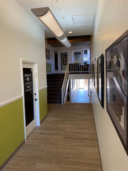 2424 E Broadway Blvd, Tucson, AZ à vendre - Photo intérieure – Image 3 sur 5