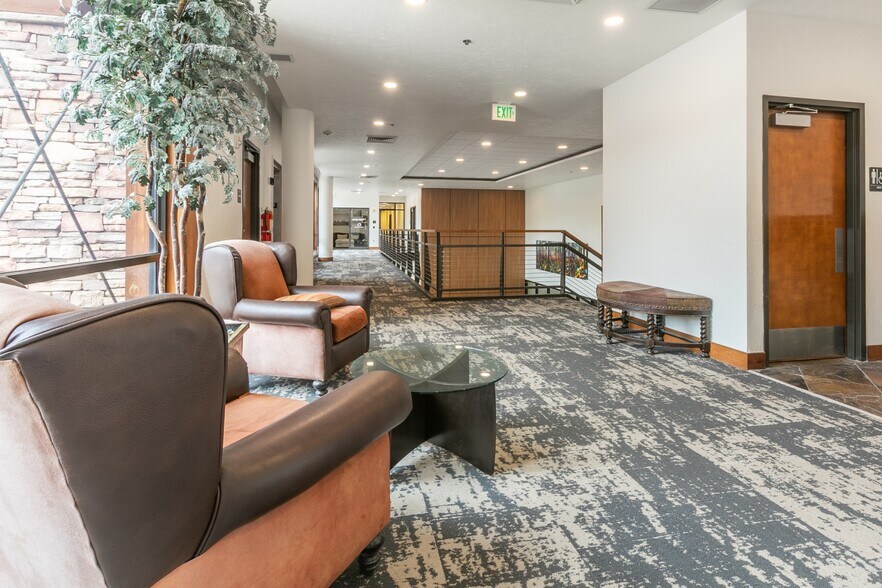 2750W Rasmussen Rd, Park City, UT à louer - Photo de l’immeuble – Image 1 sur 4