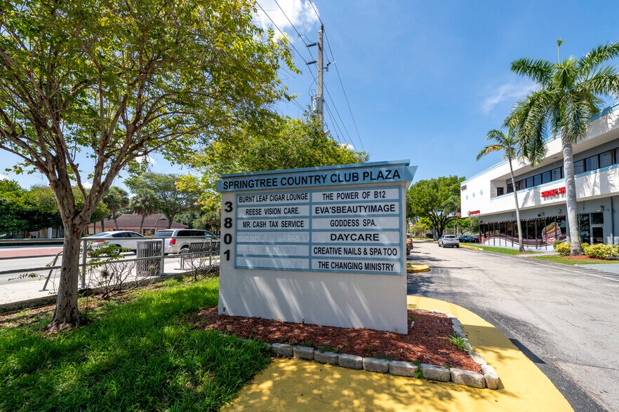 3801 N University Dr, Sunrise, FL à louer - Photo de l’immeuble – Image 3 sur 12