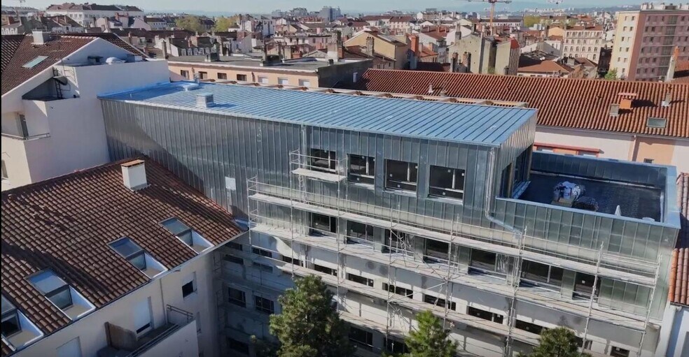 17 Rue Saint Michel, Lyon à vendre - Photo de l’immeuble – Image 2 sur 15
