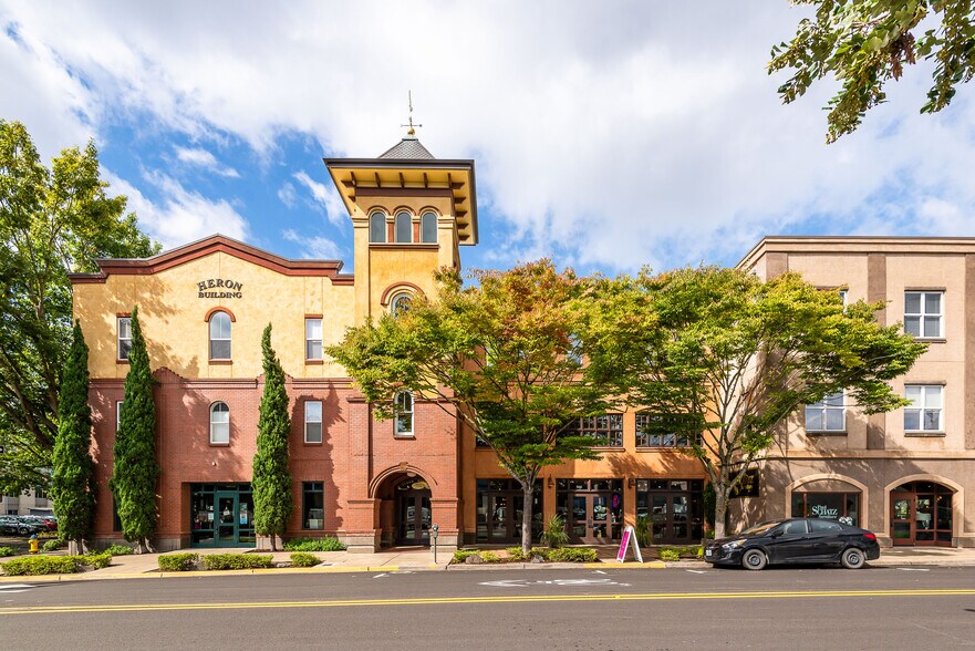 566-576 Olive St, Eugene, OR à louer - Photo principale – Image 1 sur 5