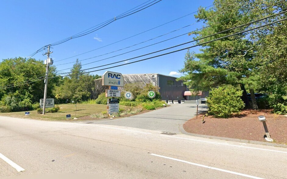1250 Route 44, Raynham, MA à vendre - Photo de l’immeuble – Image 2 sur 5
