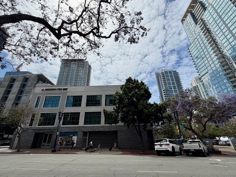 1370 India St, San Diego, CA à louer - Photo de l’immeuble – Image 3 sur 33