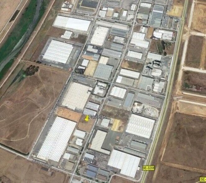 Poligono la Isla, Dos Hermanas, la, S/N, Dos Hermanas, Sevilla à louer - Photo de l’immeuble – Image 2 sur 10