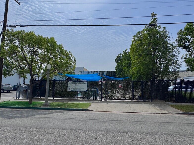 72 W Bellevue Dr, Pasadena, CA à vendre - Photo principale – Image 1 sur 9
