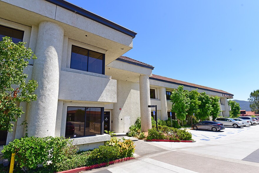 29645 Rancho California Rd, Temecula, CA à louer - Photo de l’immeuble – Image 2 sur 7